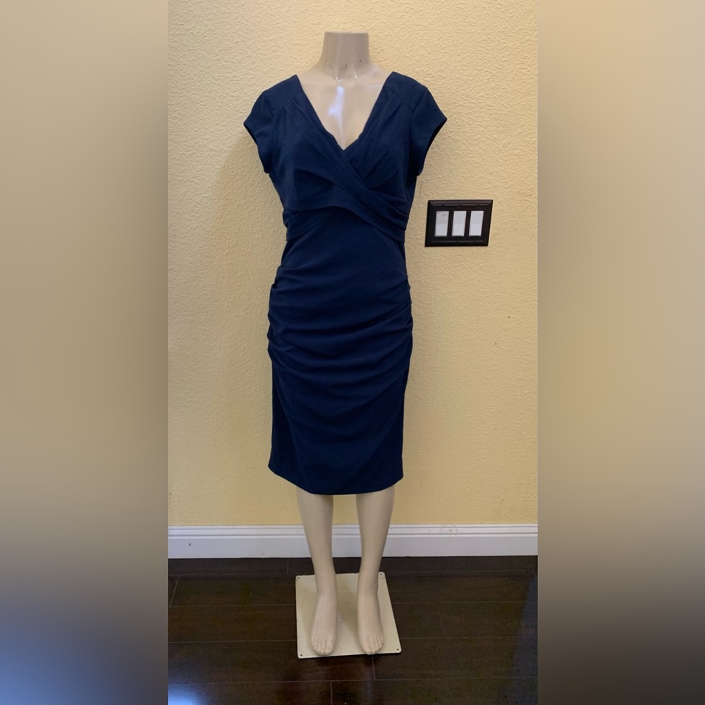 BCBGMAXAZRIA Size 12 Navy Blue Vita Ruched Cap Sleeve Knee Length Dress